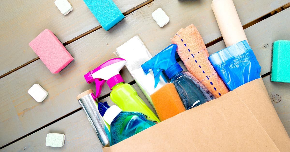 5 Toxic Cleaners to Throw Out